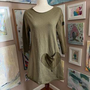 moe Made of Emotion Olive Green Heart Pocket 3/4 Sleeve Tunic Dress Size L Artsy